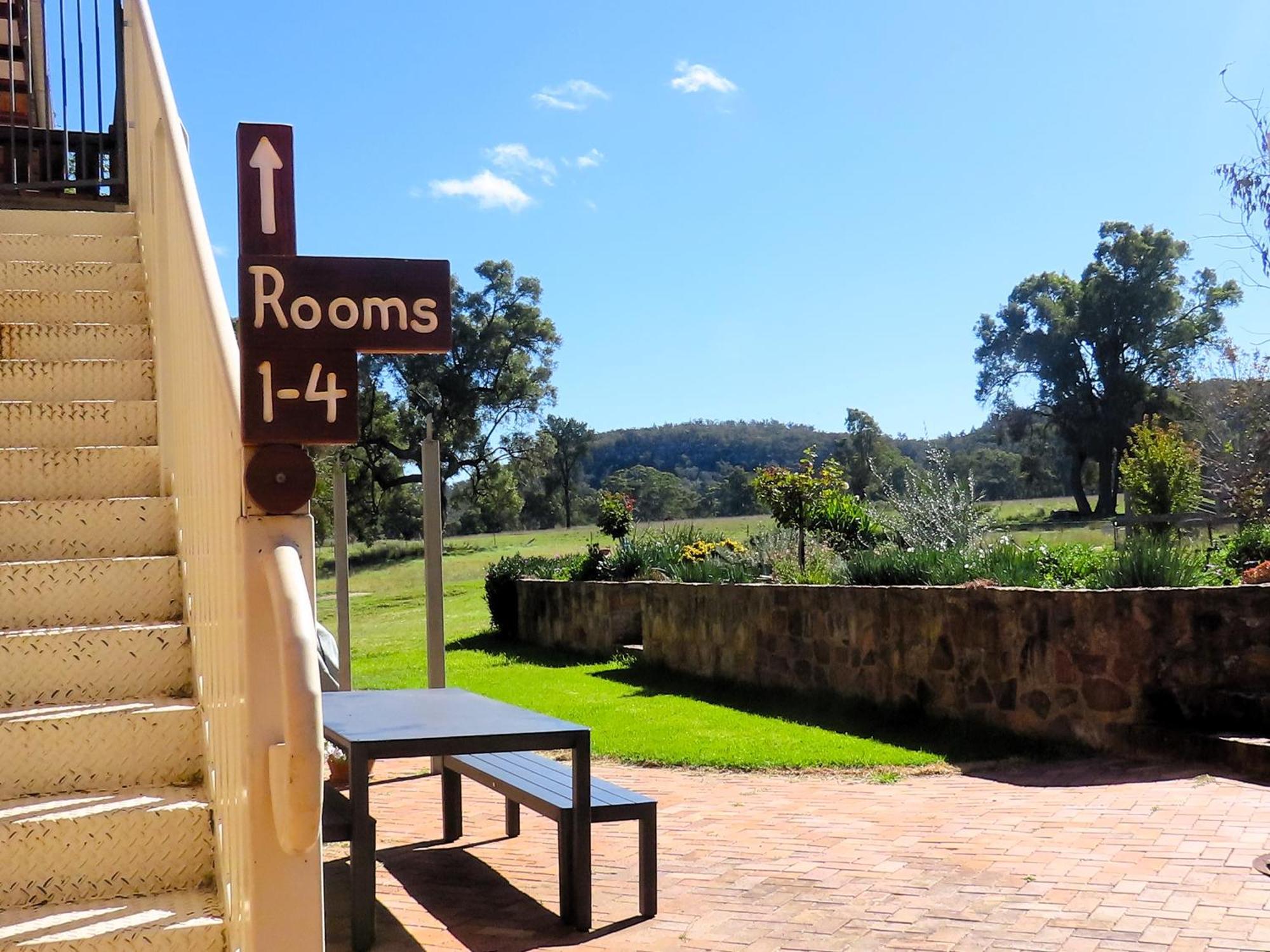 Pilliga Pottery Creative Farmstay Coonabarabran Dış mekan fotoğraf